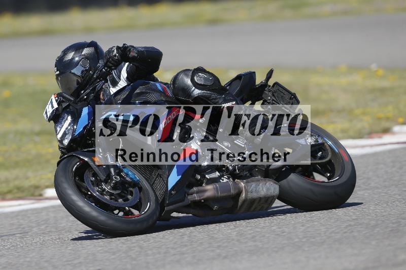 /05 07.04.2026 Cornu Master School ADR/Gruppe rot/11